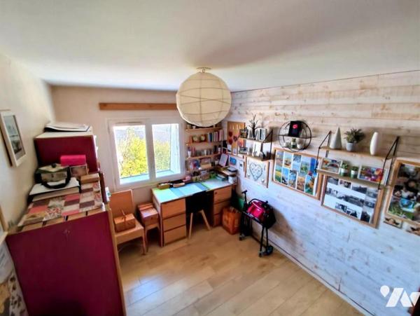 APPARTEMENT DE TYPE T3/T4 dans résidence calme proche en centre ville de toutes commodités 