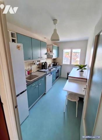 APPARTEMENT DE TYPE T3/T4 dans résidence calme proche en centre ville de toutes commodités 