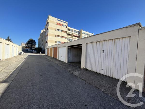 Parking à vendre  15,46 m2 MARSEILLE - 13015