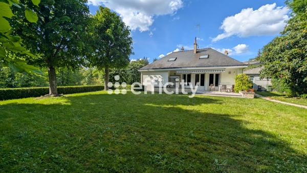 Maison
         10 pièces
        - 226 m² Bien prestige 660 000 € *