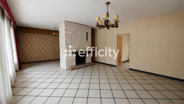 Maison
         10 pièces
        - 226 m² Bien prestige 660 000 € *