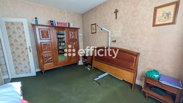 Maison
         10 pièces
        - 226 m² Bien prestige 660 000 € *