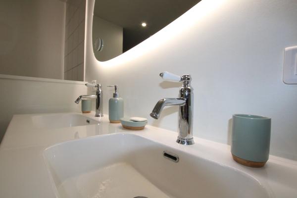 À VENDRE – Duplex de Prestige T3 avec Terrasse – Cœur Historique de Bordeaux