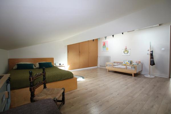 À VENDRE – Duplex de Prestige T3 avec Terrasse – Cœur Historique de Bordeaux