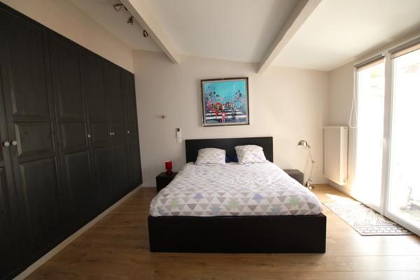 À VENDRE – Duplex de Prestige T3 avec Terrasse – Cœur Historique de Bordeaux