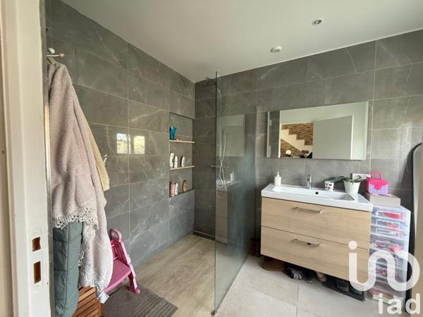 Maison 6 pièces de 115 m² à Paray-Vieille-Poste (91550)