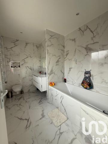 Maison 6 pièces de 115 m² à Paray-Vieille-Poste (91550)