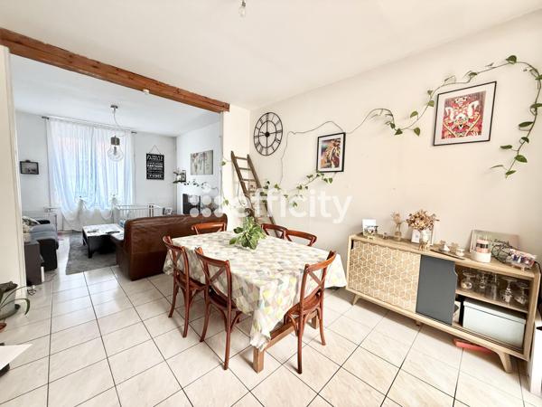 Maison 5 pièces - 108 m² Exclusivité efficity