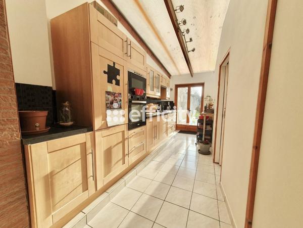 Maison 5 pièces - 108 m² Exclusivité efficity