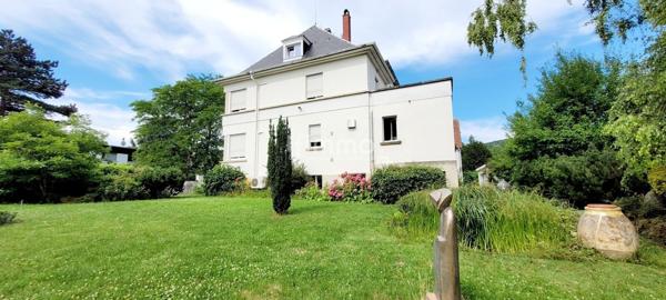 Maison bourgeoise 277m2 sur 12,5 ares