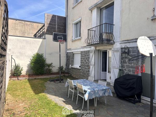 Maison 196 m² à Cholet 49300