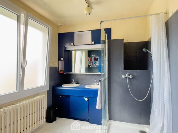 Maison 196 m² à Cholet 49300
