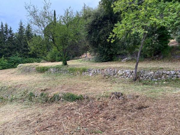 Vente / Terrain constructible à Fayence (83440)