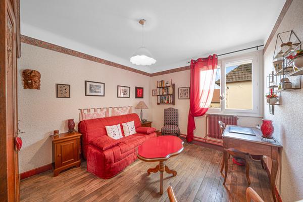 Maison de caractère de 250 m² 5 chambres à vendre située à trois kms d'Ouroux sur Saône