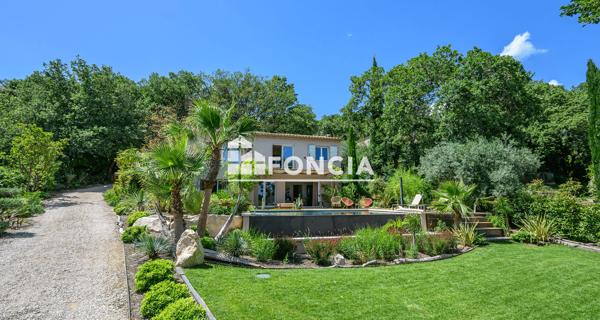 À vendre Maison 6 pièces 185 m² - Rochefort-du-gard 30650