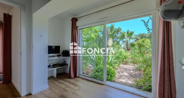 À vendre Maison 6 pièces 185 m² - Rochefort-du-gard 30650