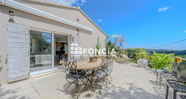 À vendre Maison 6 pièces 185 m² - Rochefort-du-gard 30650