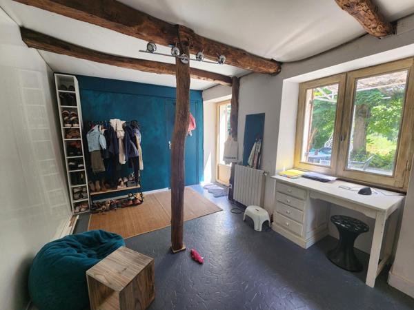 Maison à CHAMPCEVINEL, 24750 - 5 pièces 126m²