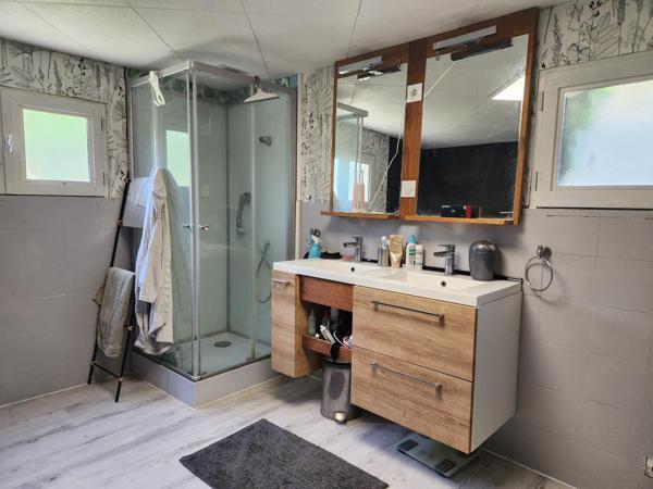 Maison à CHAMPCEVINEL, 24750 - 5 pièces 126m²