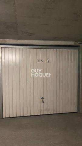 LYON1er/4  - Pierres plantées - Garage Double