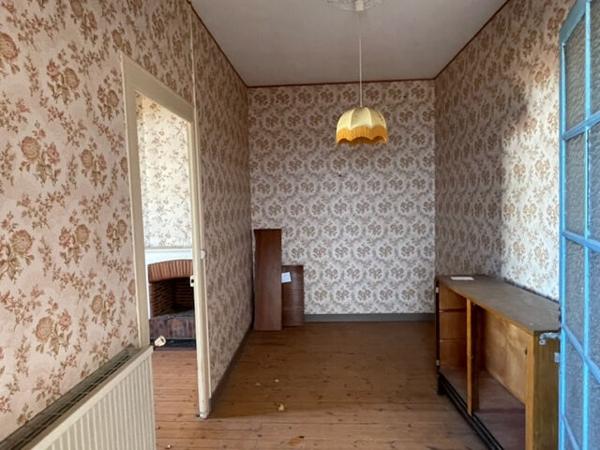 Maison 2 Chambres jardin 180m² centre ville à rénover