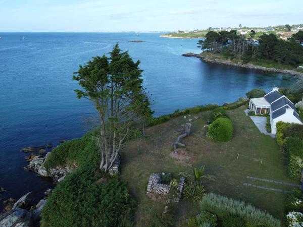 Maison de plain-pied, vue mer exceptionnelle,  accès direct à la plage