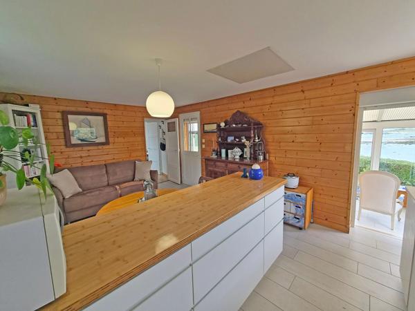 Maison de plain-pied, vue mer exceptionnelle,  accès direct à la plage