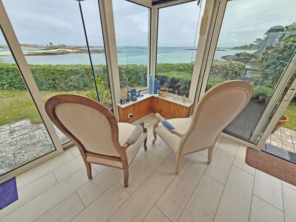 Maison de plain-pied, vue mer exceptionnelle,  accès direct à la plage