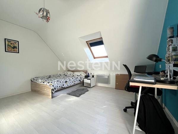 Maison bourg de Monterblanc - 134 m² - 5 chambres avec 797 m² de terrain.