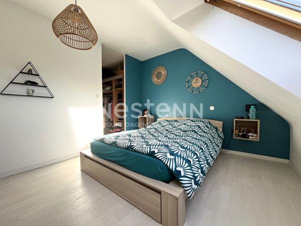 Maison bourg de Monterblanc - 134 m² - 5 chambres avec 797 m² de terrain.