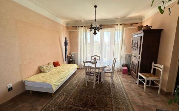 Maison à vendre    7 pièces •  Saint-Vincent-de-Tyrosse