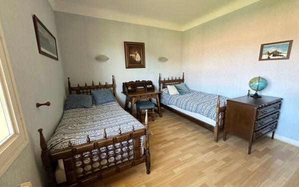 Maison à vendre    7 pièces •  Saint-Vincent-de-Tyrosse