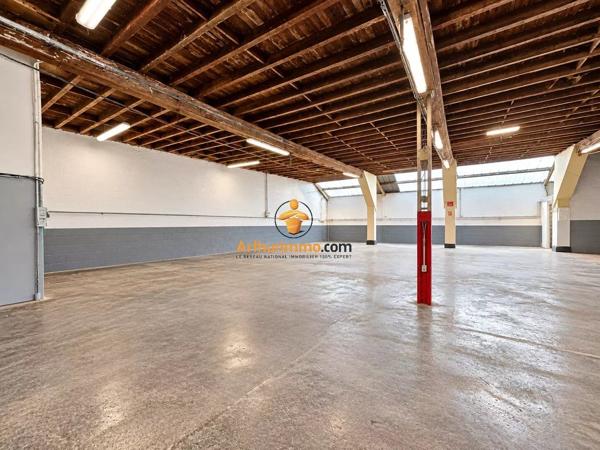 Vente                                                      Local commercial
                        
                                         578 m2                     à Tarbes