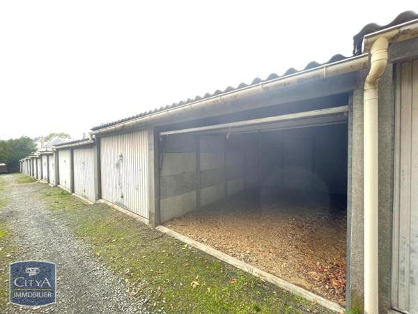 Location parking Coulaines (72190)