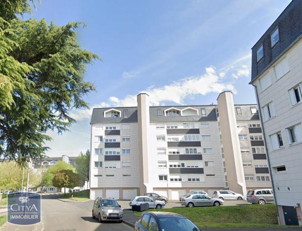 Location parking Coulaines (72190)