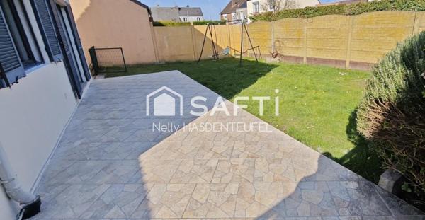 INDIVIDUELLE AVEC GARAGE ET PASSAGE SUR LE COTE - 3 CHAMBRES