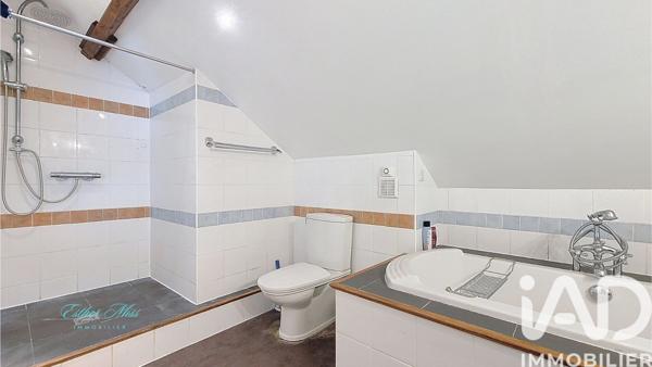 Maison à vendre 6 pièces 127 m² Saint-Rémy-lès-Chevreuse