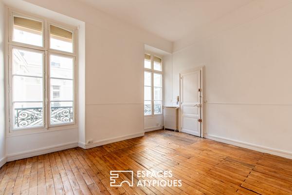 Bel appartement lumineux dans un immeuble de caractère