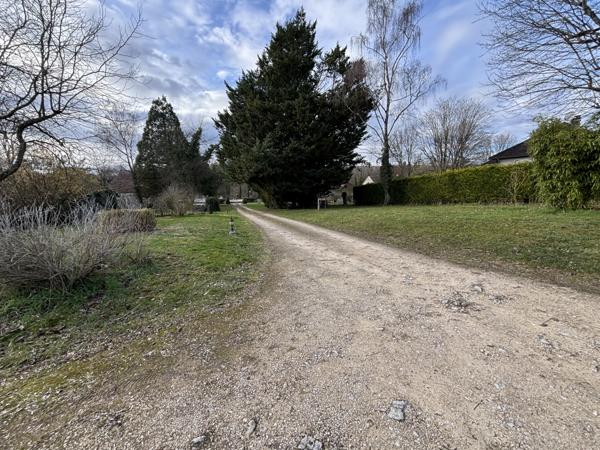 Chamesson (21) : Charmant pavillon de 1999 moderne de 120m² sur 5000m² de terrain clôt et garage Chamesson (21400)