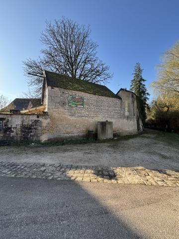 Chamesson (21) : Charmant pavillon de 1999 moderne de 120m² sur 5000m² de terrain clôt et garage Chamesson (21400)