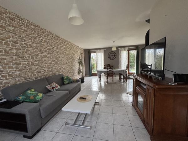 Chamesson (21) : Charmant pavillon de 1999 moderne de 120m² sur 5000m² de terrain clôt et garage Chamesson (21400)