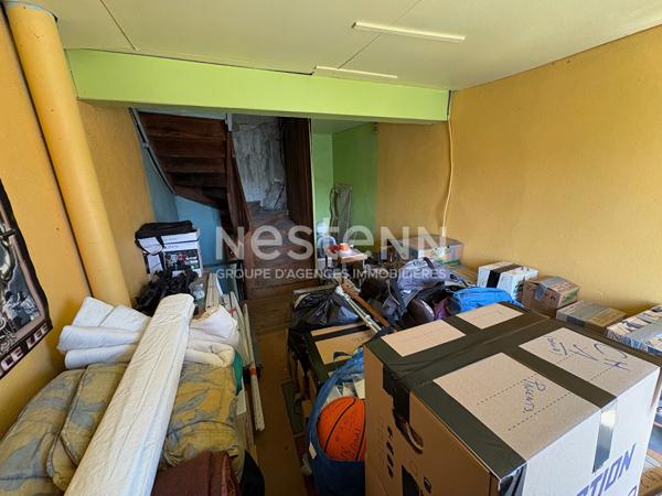MAISON 4 PIECES - GARAGE - GRAND TERRAIN - DEUXIEME MAISONNETTE A RENOVER