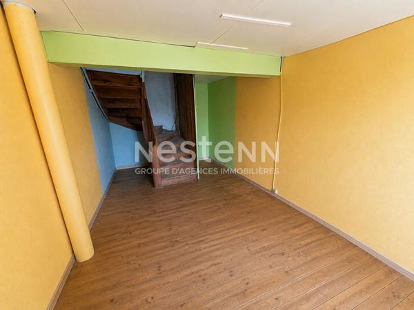 MAISON 4 PIECES - GARAGE - GRAND TERRAIN - DEUXIEME MAISONNETTE A RENOVER