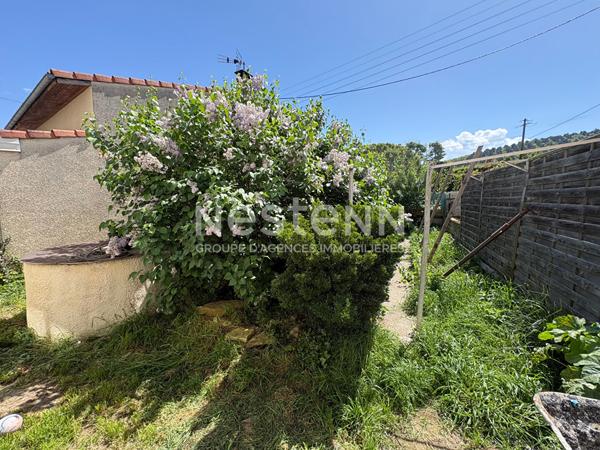 MAISON 4 PIECES - GARAGE - GRAND TERRAIN - DEUXIEME MAISONNETTE A RENOVER