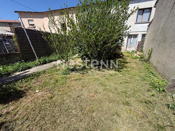 MAISON 4 PIECES - GARAGE - GRAND TERRAIN - DEUXIEME MAISONNETTE A RENOVER
