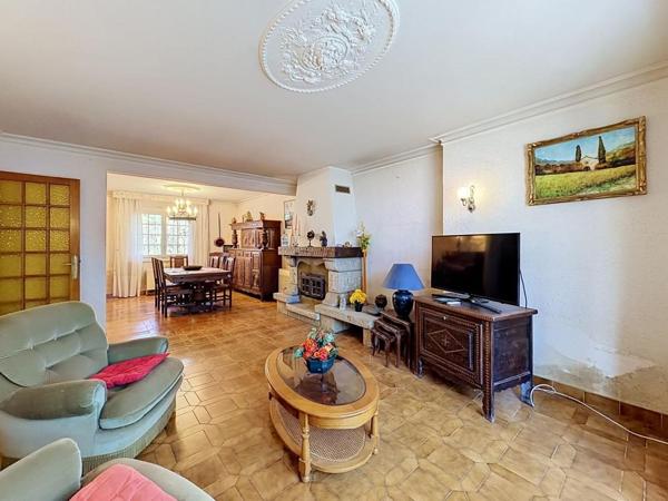 EXCLUSIVITÉ PLOEMEUR : Maison familiale à 400m des plages avec jardin et garage