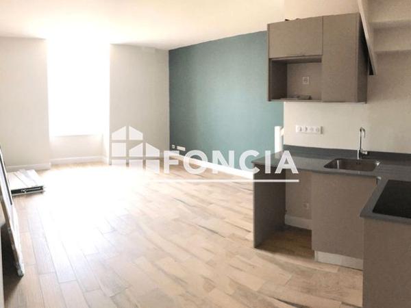 Location Appartement 3 pièces 55.7 m² - 20 TER RUE ROUGET DE L'ISLE Tours 37000