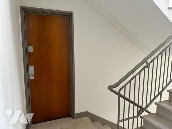 Appartement à Vendre à Enghien-les-Bains (95880) en Val-d'Oise (95), T3, 57 m2 entièrement refait