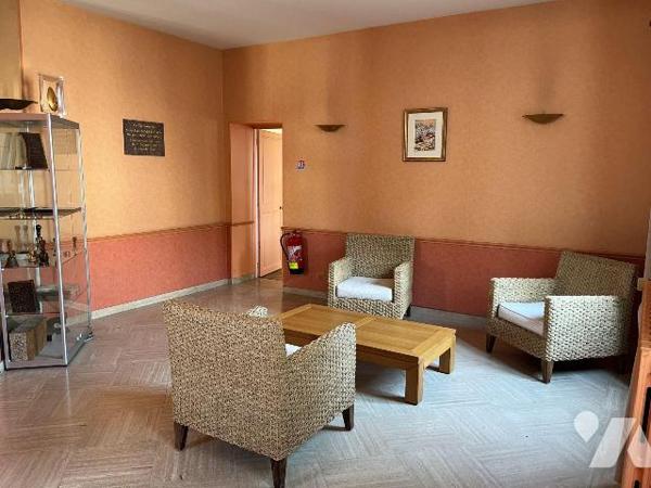 A VENDRE à AUXERRE (89000), en centre-ville, UNE PROPRIETE (actuellement utilisée comme locaux ...