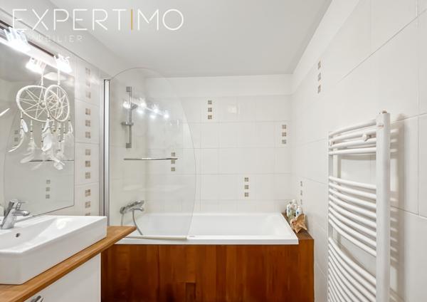 Rennes (35700) Maison 12 pièces 202 m2